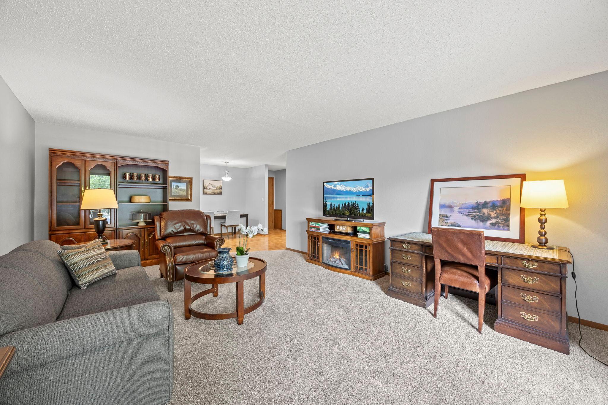 4 Pine Tree Drive 218