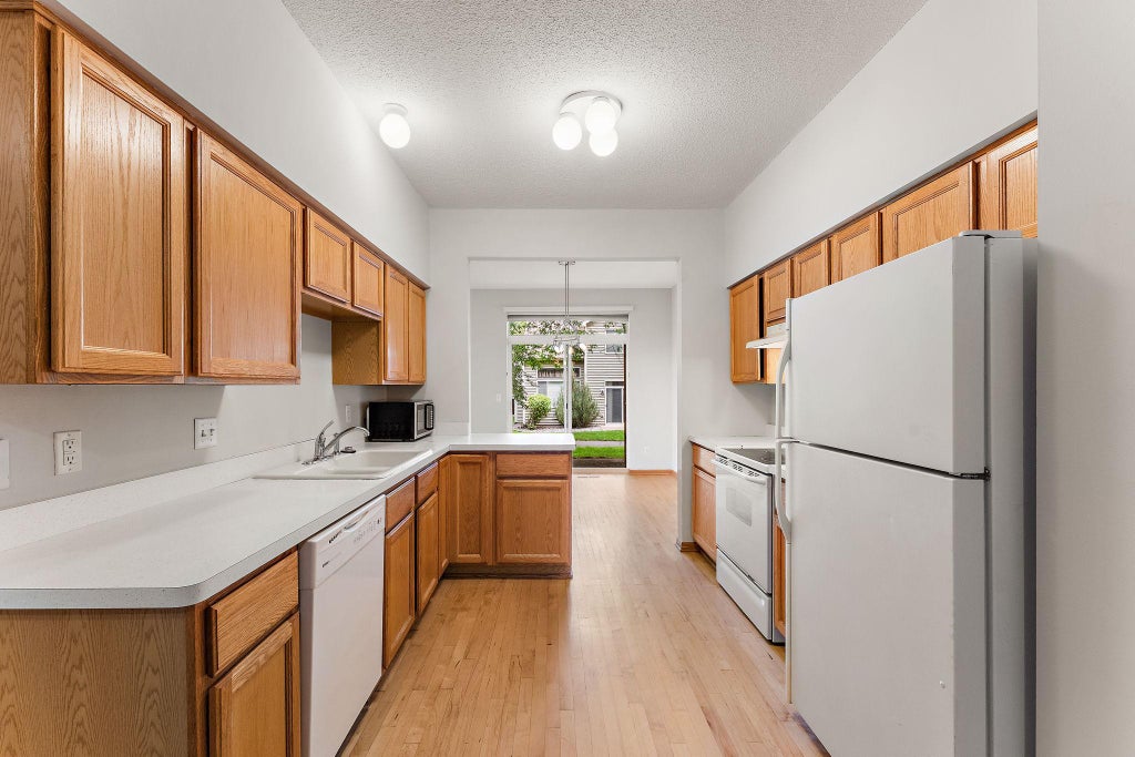 Photo of 4179 Running Brook Road #2501, Eagan, MN 55122 (MLS # 7148586)