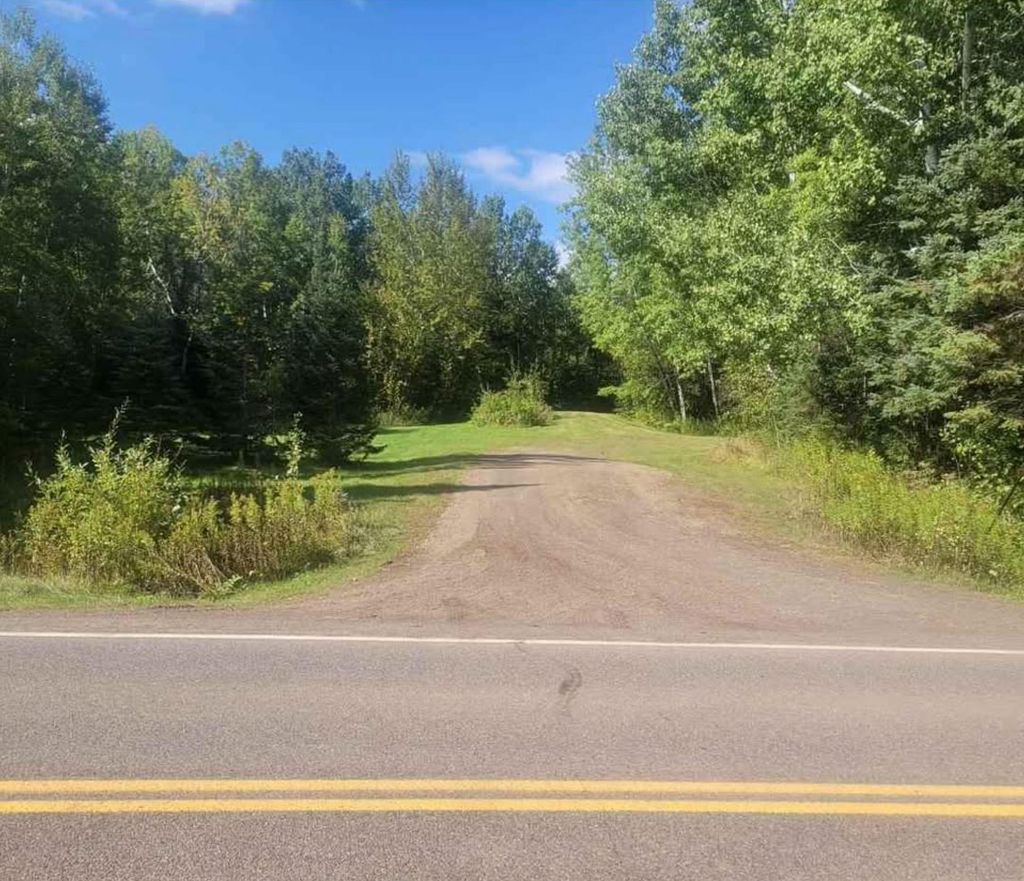 Photo of 5377 Mcquade Road, Duluth, MN 55804 (MLS # 7033914)