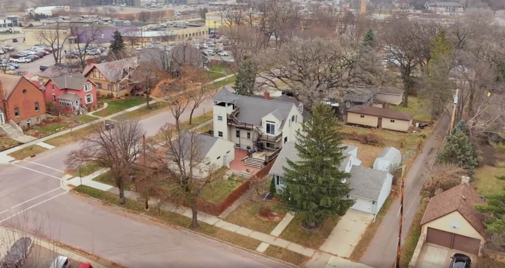 Photo of 227 W 5th Street, Mankato, MN 56001 (MLS # 7040864)