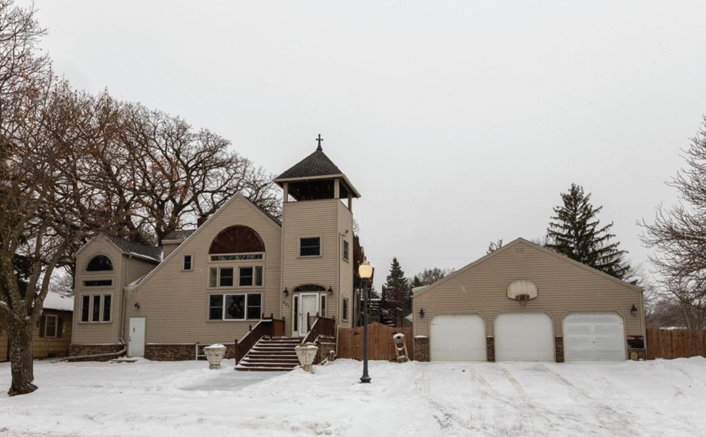 Photo of 227 W 5th Street, Mankato, MN 56001 (MLS # 7040864)