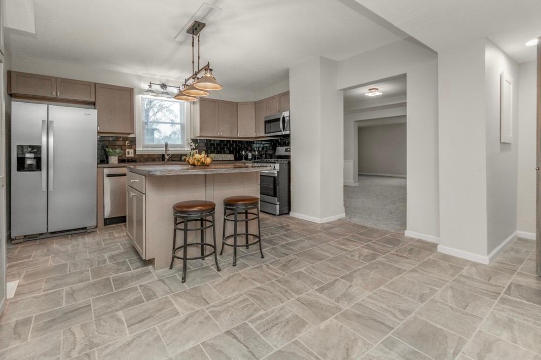 15055 Upper 63rd Street N