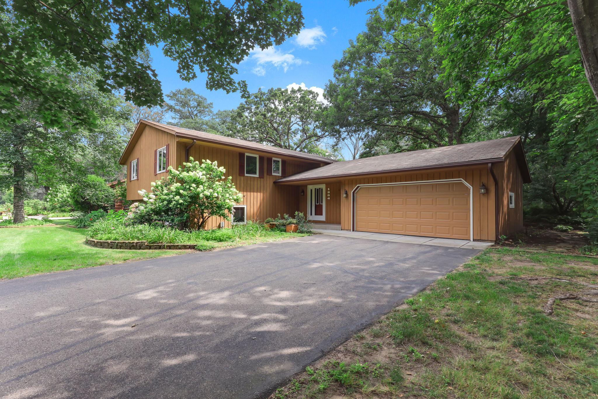 1254 Balsam Trail E