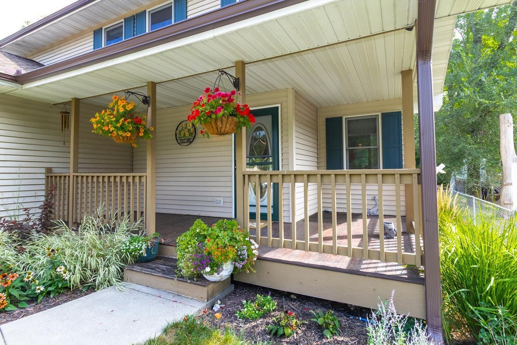 Photo of 1340 4th Street, Saint Paul Park, MN 55071 (MLS # 7129215)