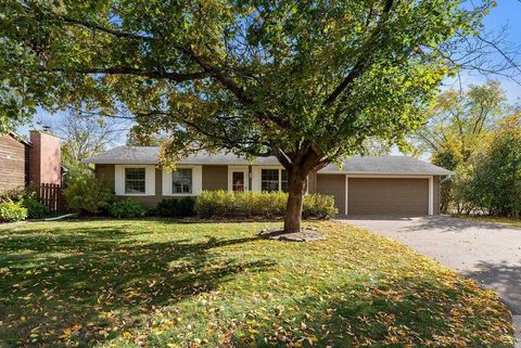 4864 Woodcrest Road White Bear Lake MN 55110