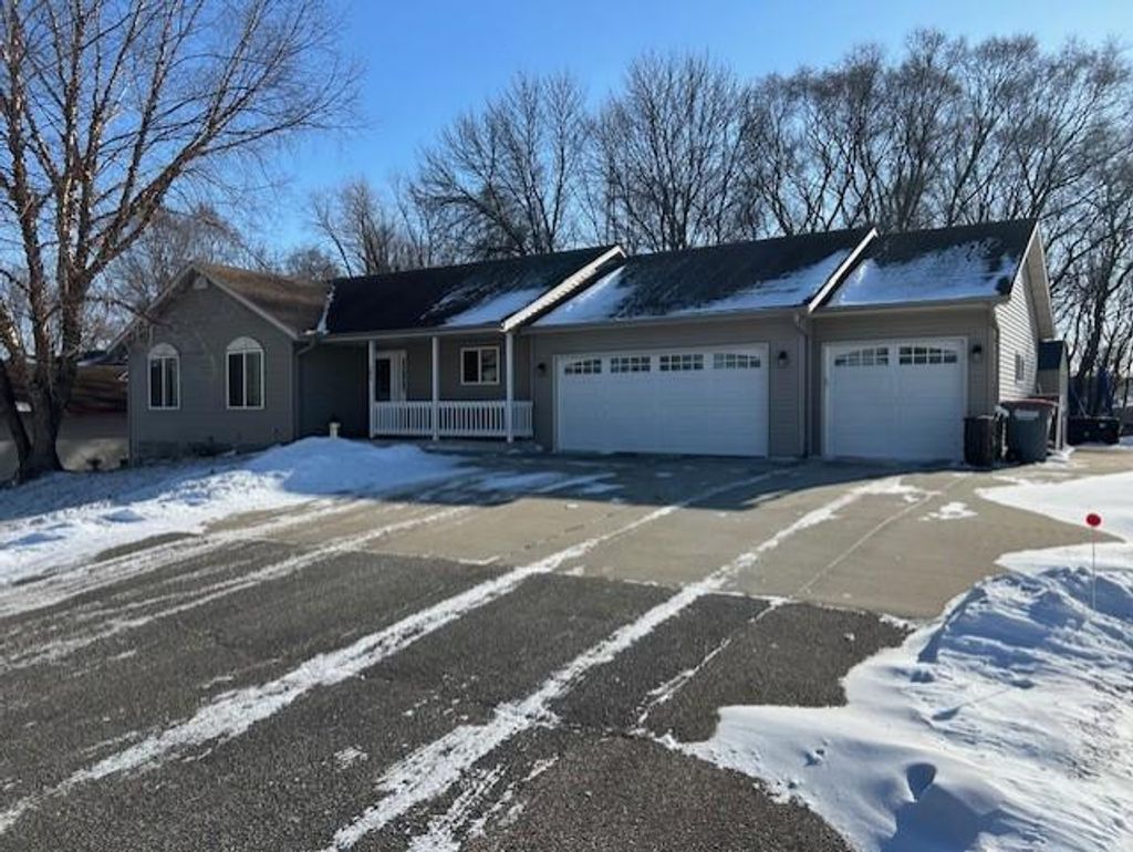 Photo of 304 Sidney Street W, Morristown, MN 55052 (MLS # 7010983)