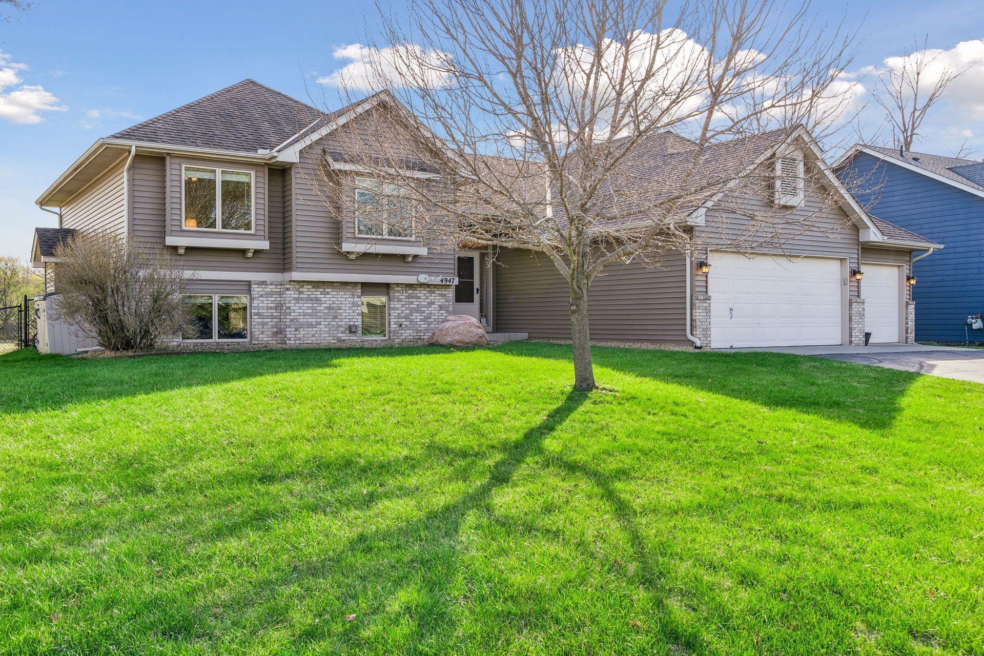 4947 Credit River Drive