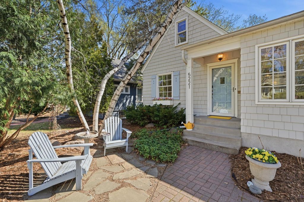 Photo of 5221 Ewing Avenue S, Minneapolis, MN 55410 (MLS # 7055362)