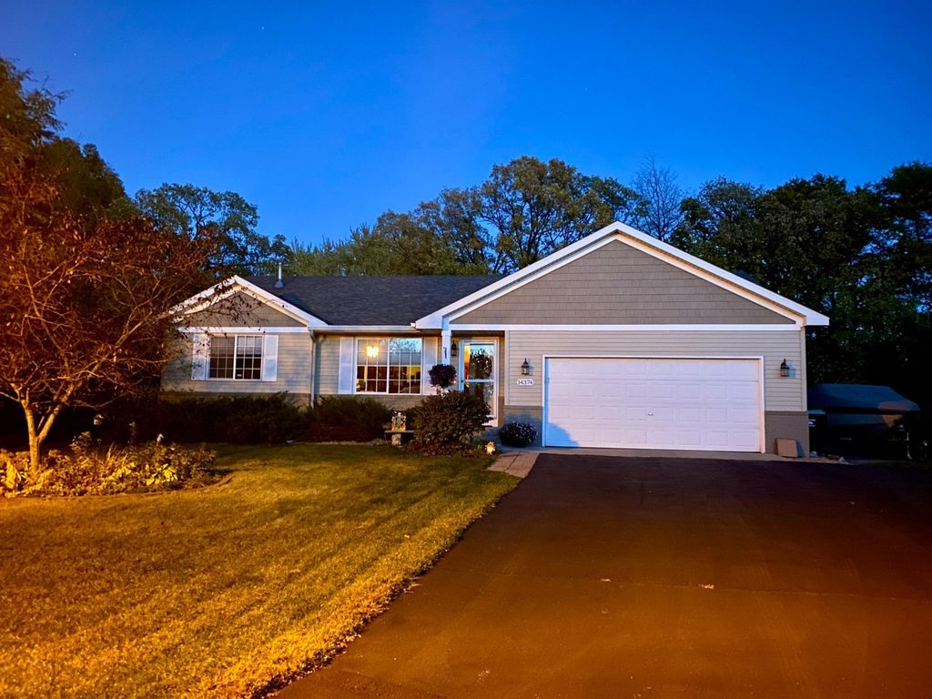 Photo of 14374 Dawson Place, Rosemount, MN 55068 (MLS # 7026906)