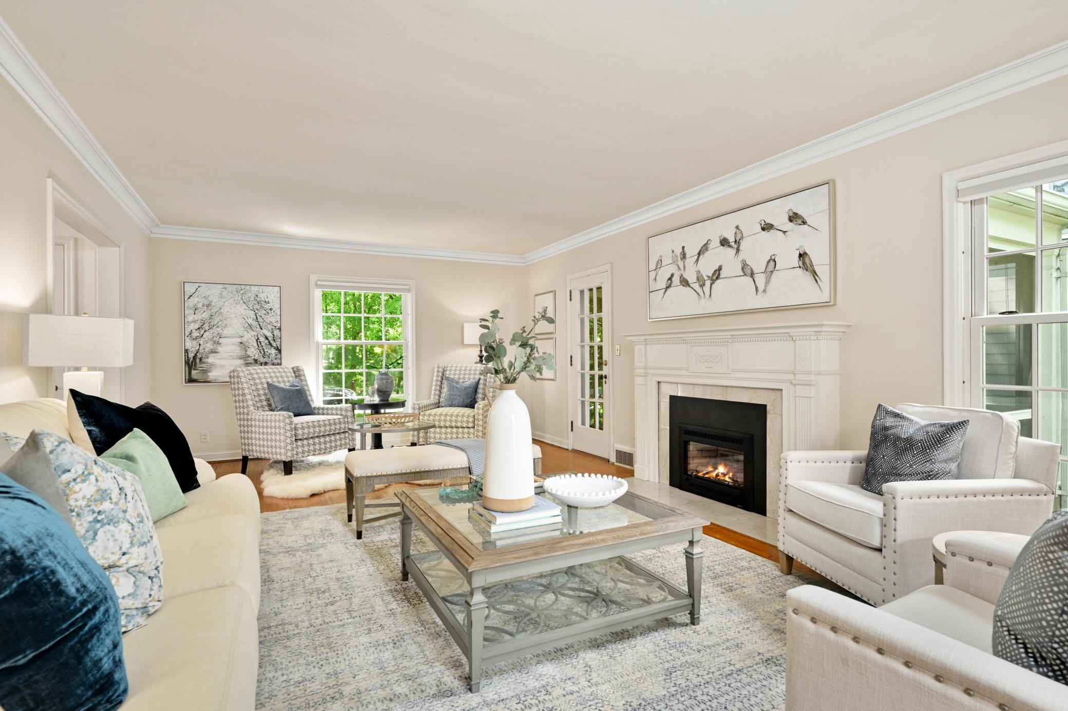 1427 W Minnehaha Parkway