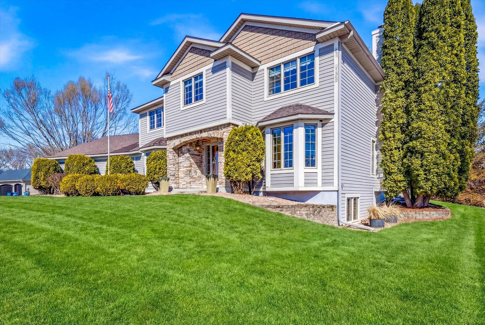 585 High Ridge Circle