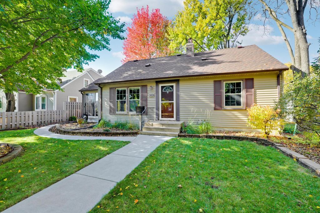 Photo of 3424 Yosemite Avenue S, Saint Louis Park, MN 55416 (MLS # 7024808)