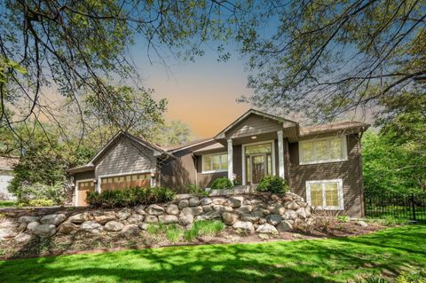 2305 Arlington Avenue E Maplewood MN 55119