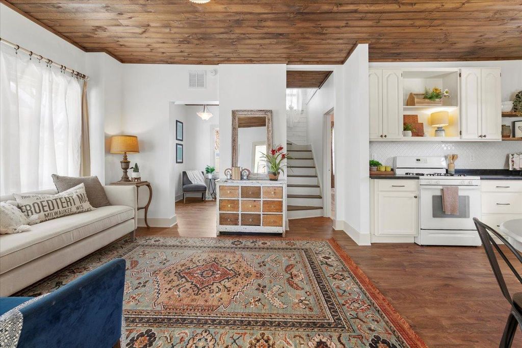 Photo of 405 W Baker Street, Arlington, MN 55307 (MLS # 7007689)