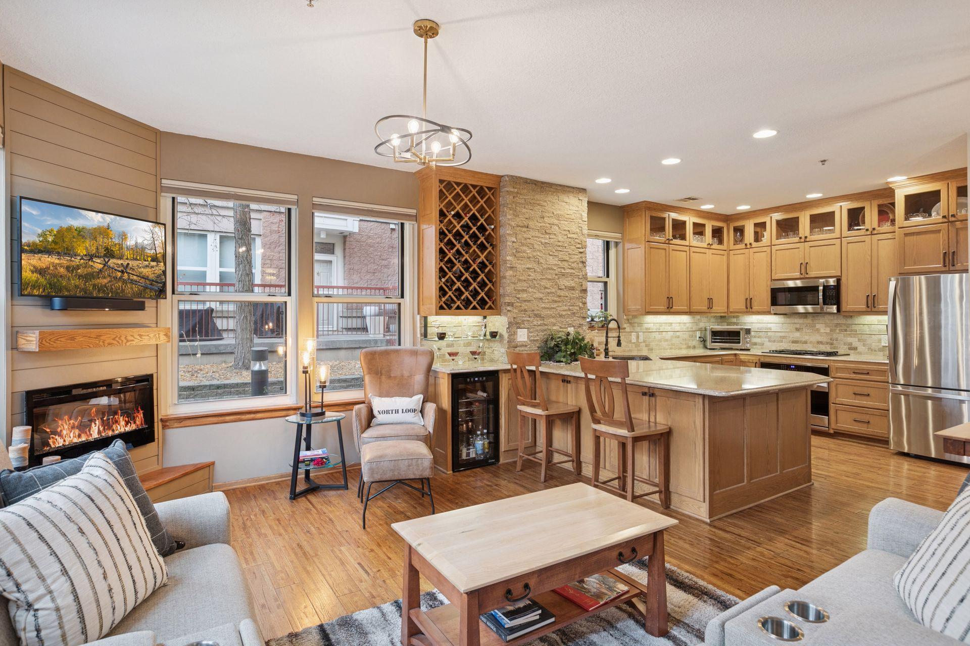 645 N 1st Street 125