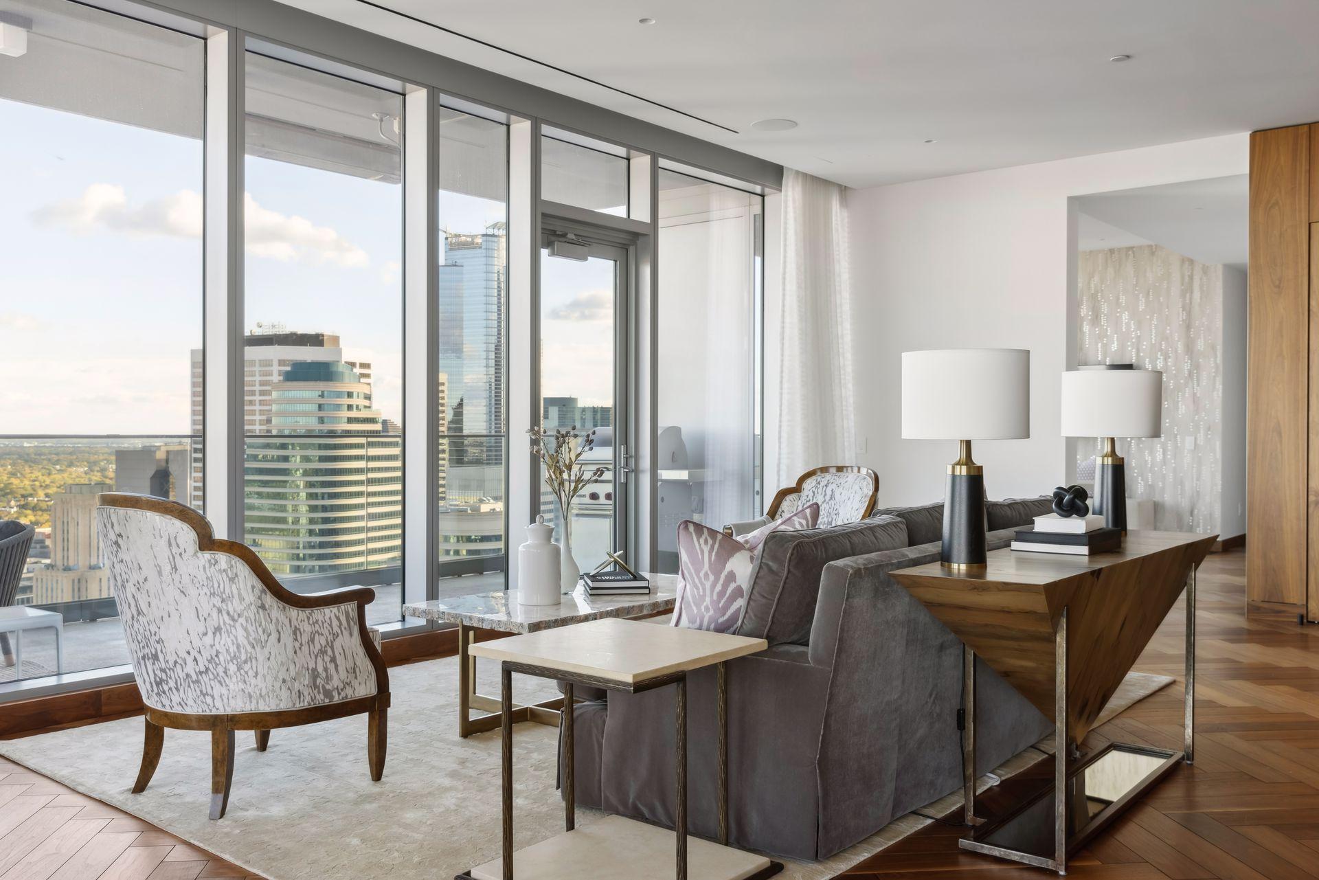 255 Hennepin Avenue 3402