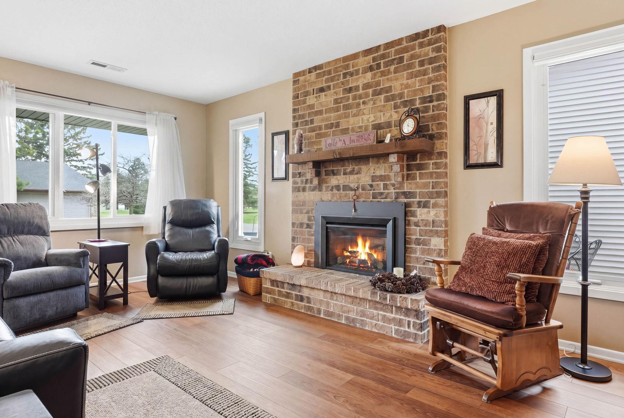 4702 Grenada Point