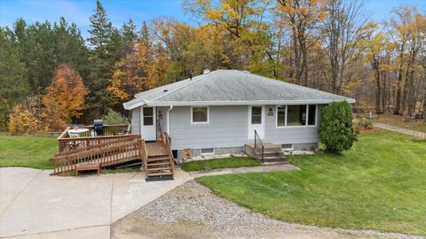 Photo of 4324 E Hwy 169, Coleraine, MN 55709 (MLS # 6803626)