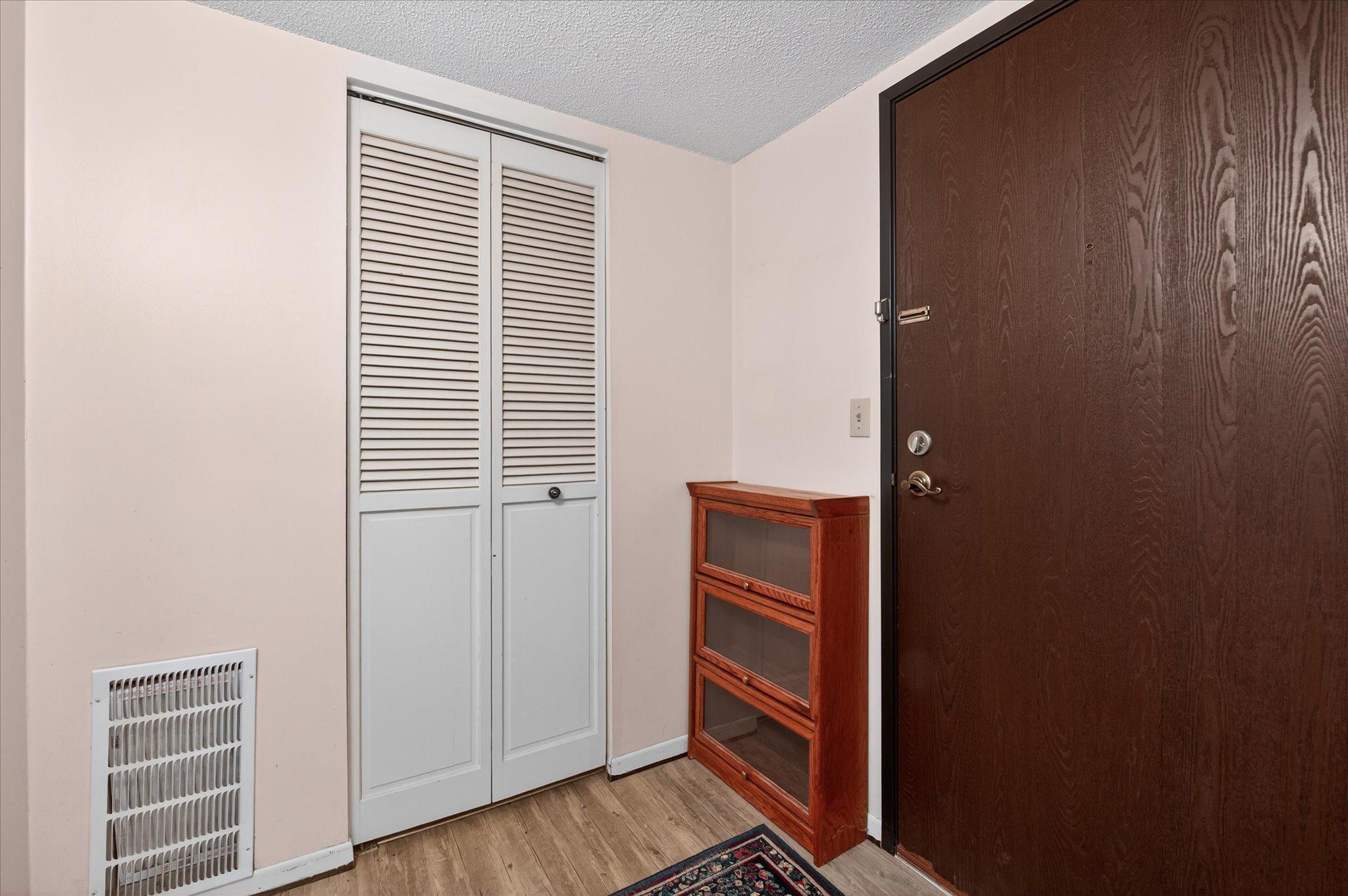 2680 Oxford Street N 125