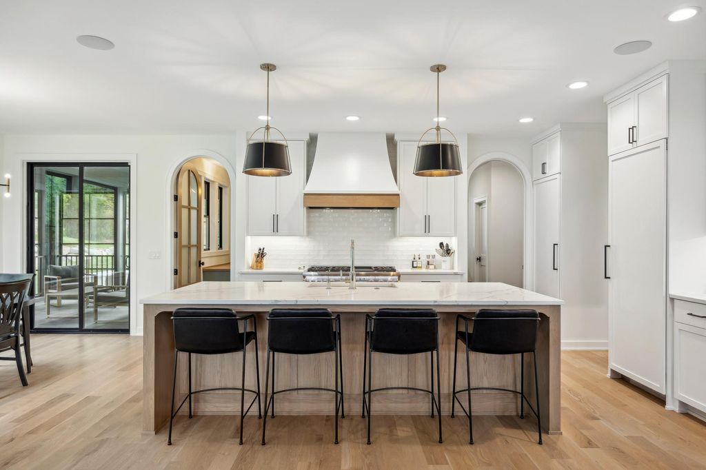 Photo of 18540 Azure Road, Wayzata, MN 55391 (MLS # 7003076)