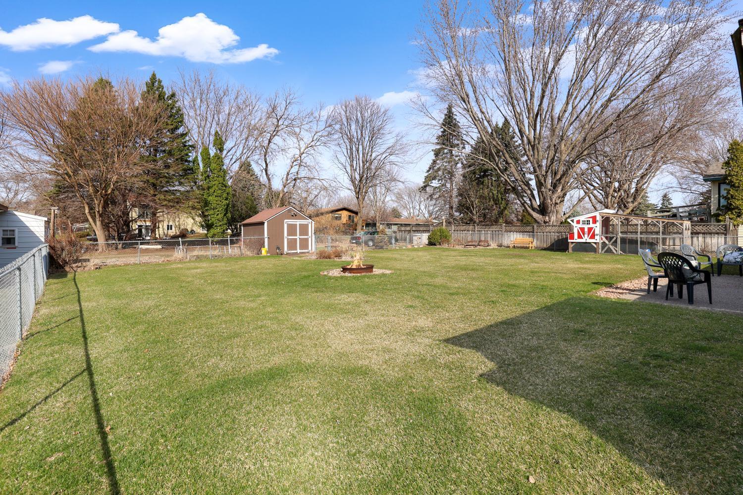 1054 Naumkeag Street S