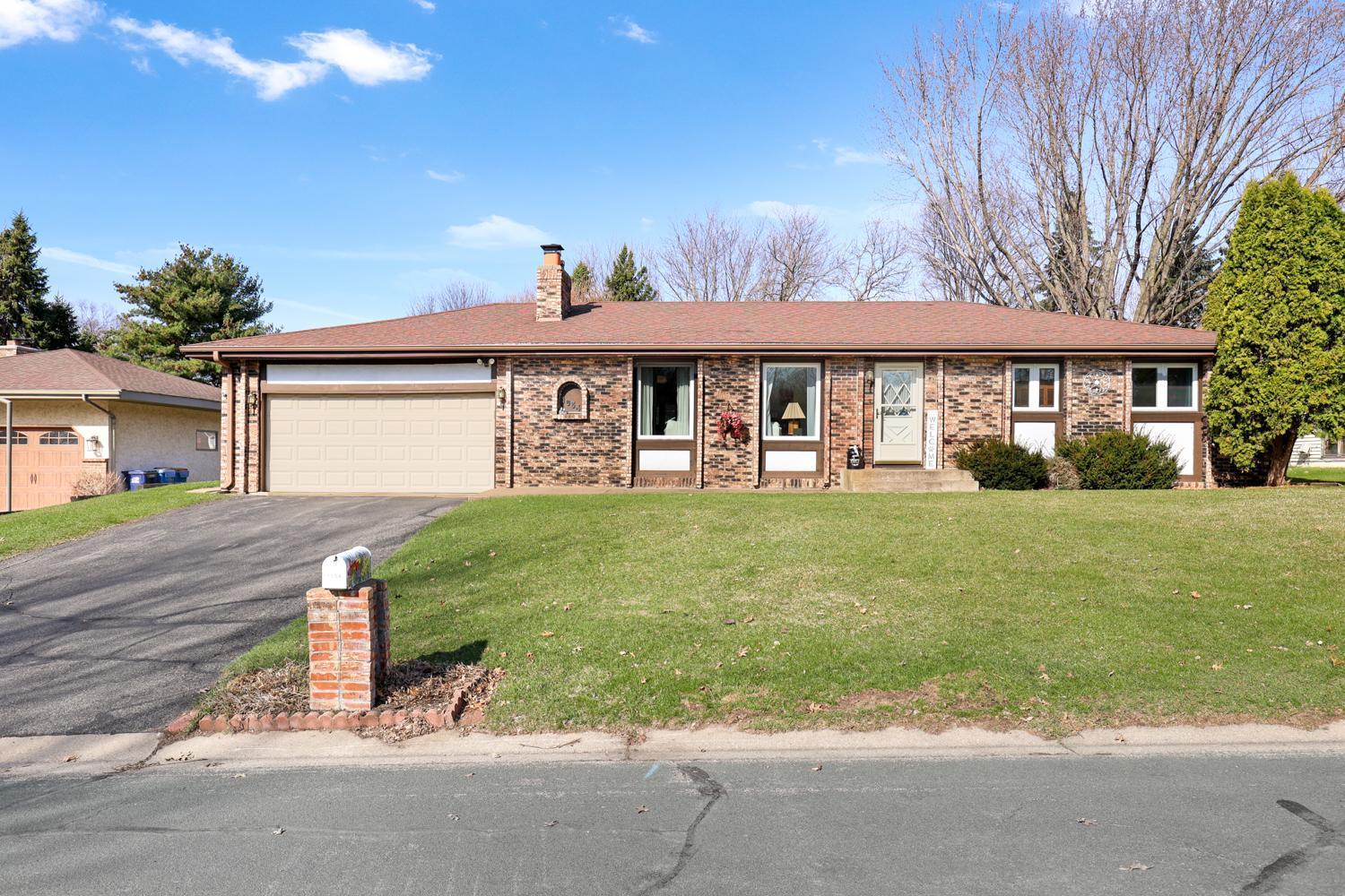 1054 Naumkeag Street S