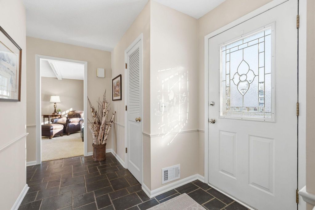 Photo of 2741 Zane Avenue N, Crystal, MN 55422 (MLS # 7017200)