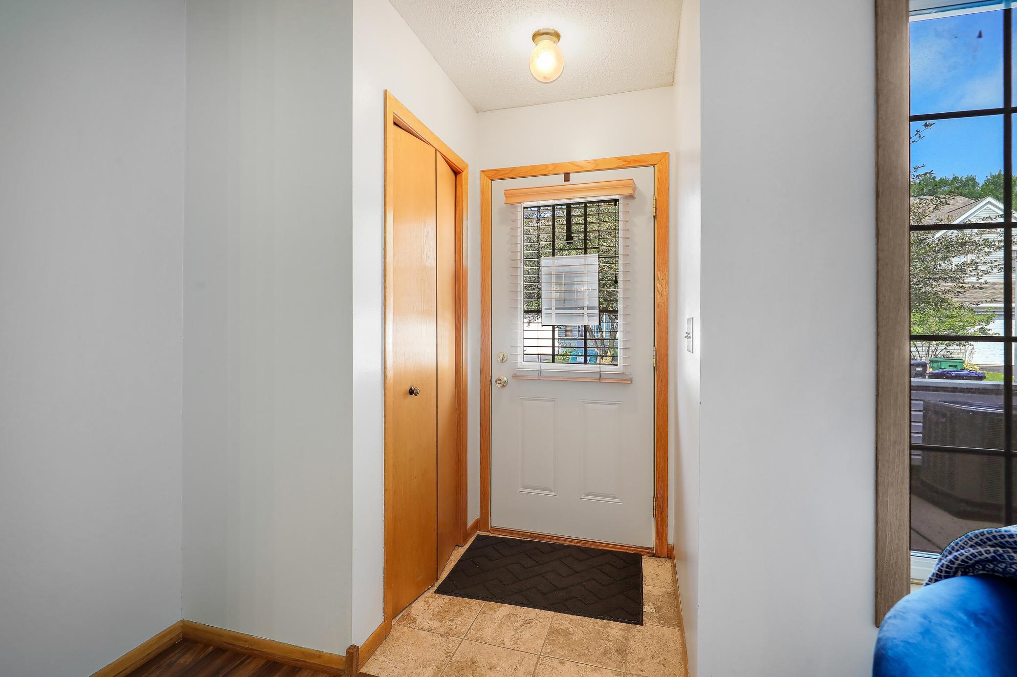 506 Lovell Avenue 6