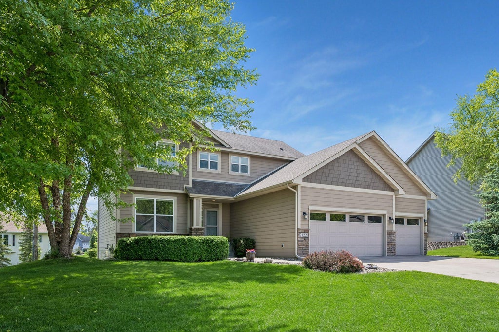 Photo of 21221 Foxtail Lane, Rogers, MN 55374 (MLS # 7072320)