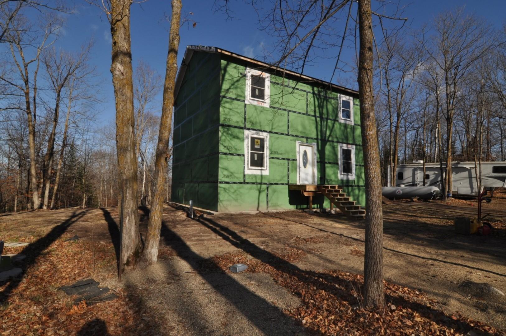 1872 Buckshot Trail NW