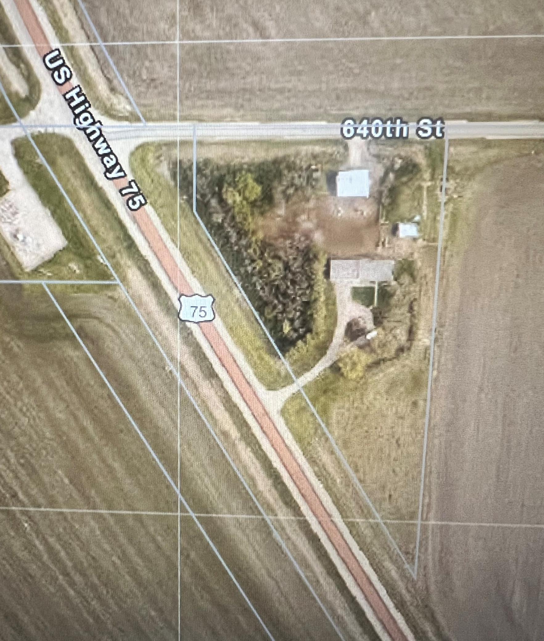 6392 US Highway 75