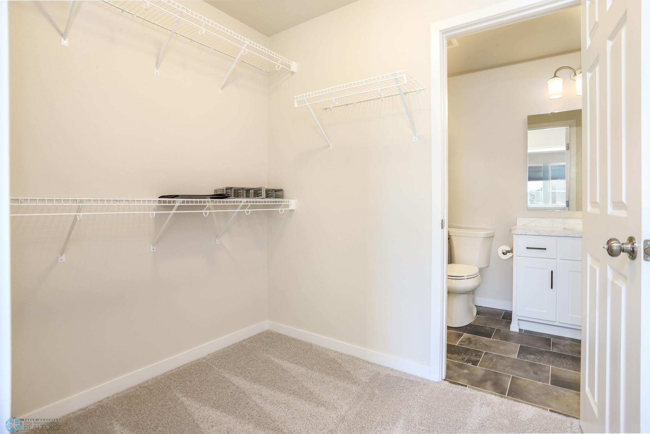 Horace, North Dakota 58047, United States, 3 Bedrooms Bedrooms, ,2 BathroomsBathrooms,Residential,Pending Sale,257269