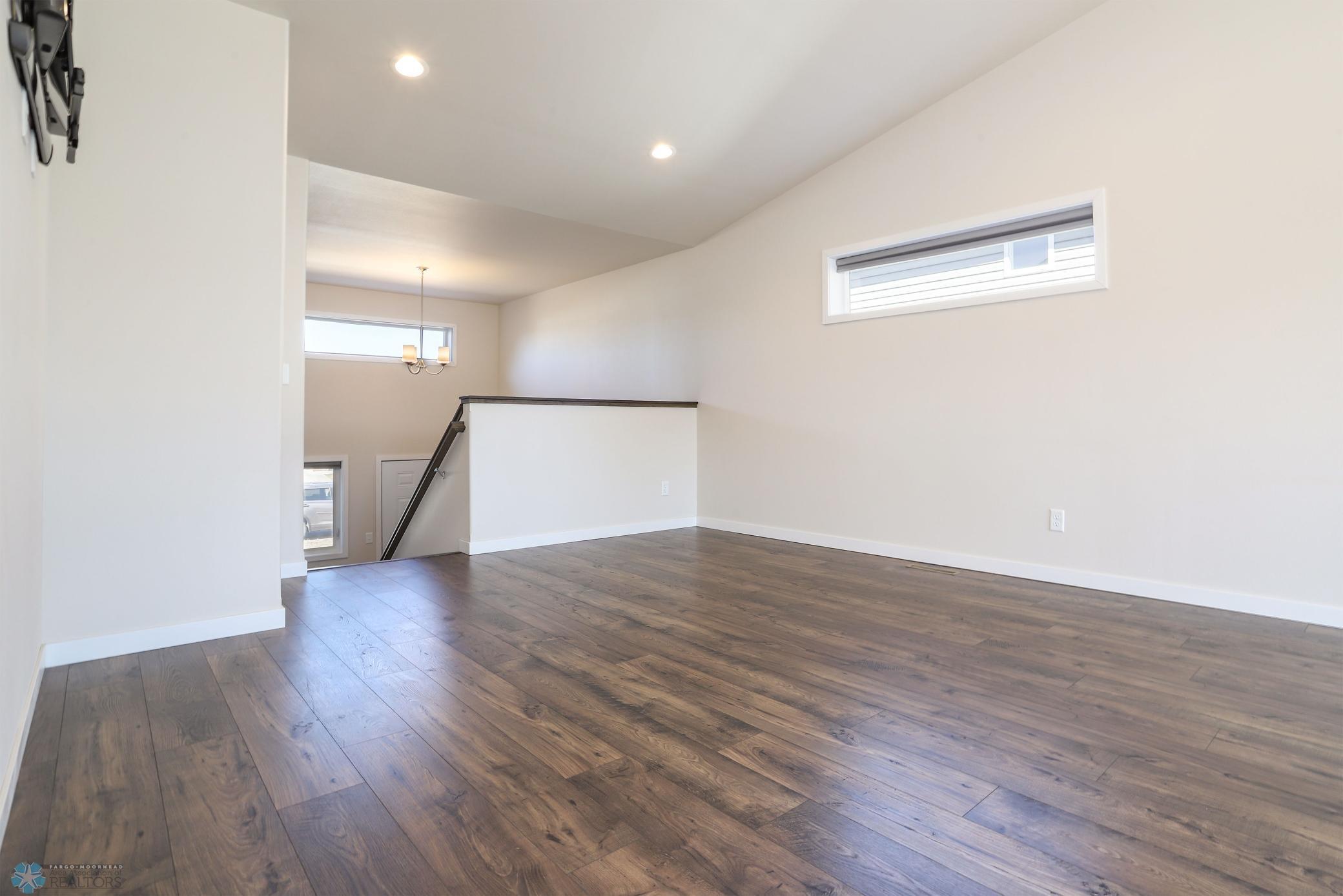 Horace, North Dakota 58047, United States, 3 Bedrooms Bedrooms, ,2 BathroomsBathrooms,Residential,Pending Sale,257269