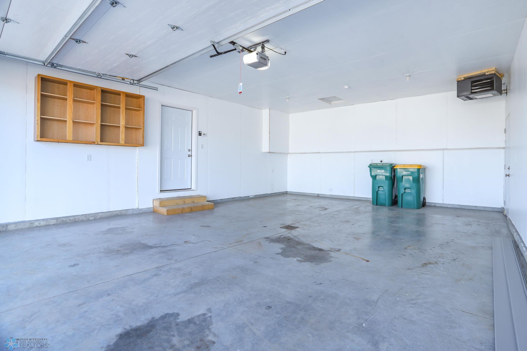 Horace, North Dakota 58047, United States, 3 Bedrooms Bedrooms, ,2 BathroomsBathrooms,Residential,Pending Sale,257269