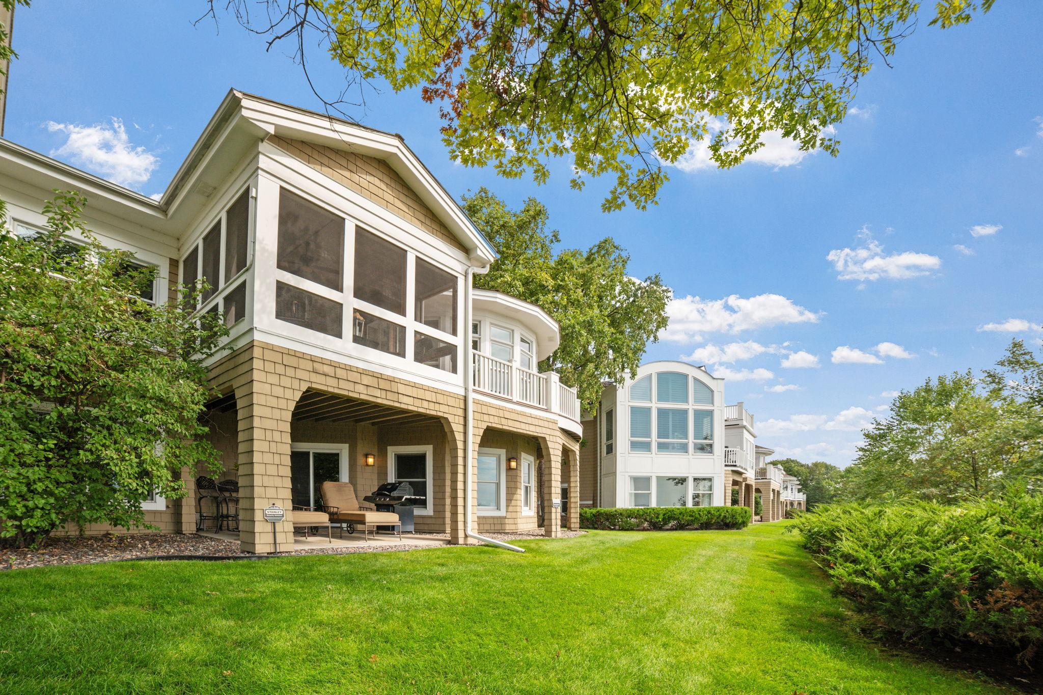 Wayzata, Minnesota, 55391, United States, 4 Bedrooms Bedrooms, ,3 BathroomsBathrooms,Residential,Active,2034253