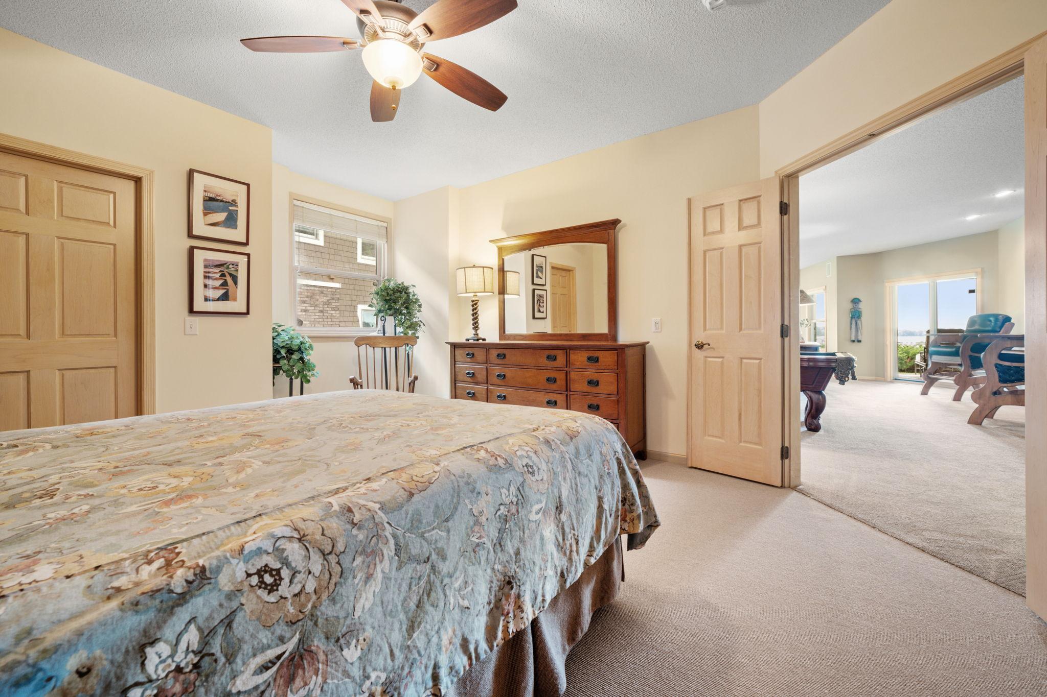 Wayzata, Minnesota, 55391, United States, 4 Bedrooms Bedrooms, ,3 BathroomsBathrooms,Residential,Active,2034253
