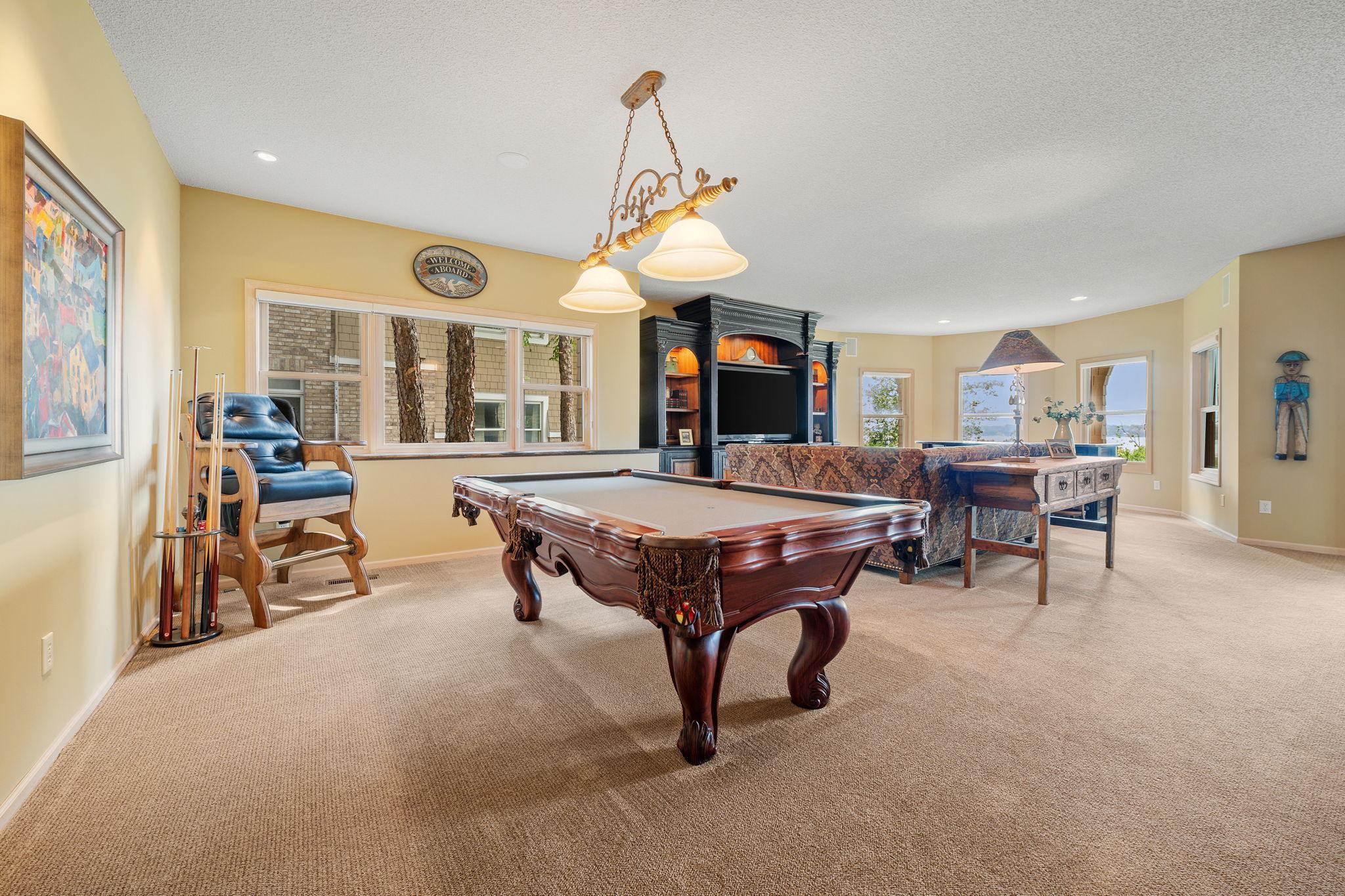 Wayzata, Minnesota, 55391, United States, 4 Bedrooms Bedrooms, ,3 BathroomsBathrooms,Residential,Active,2034253