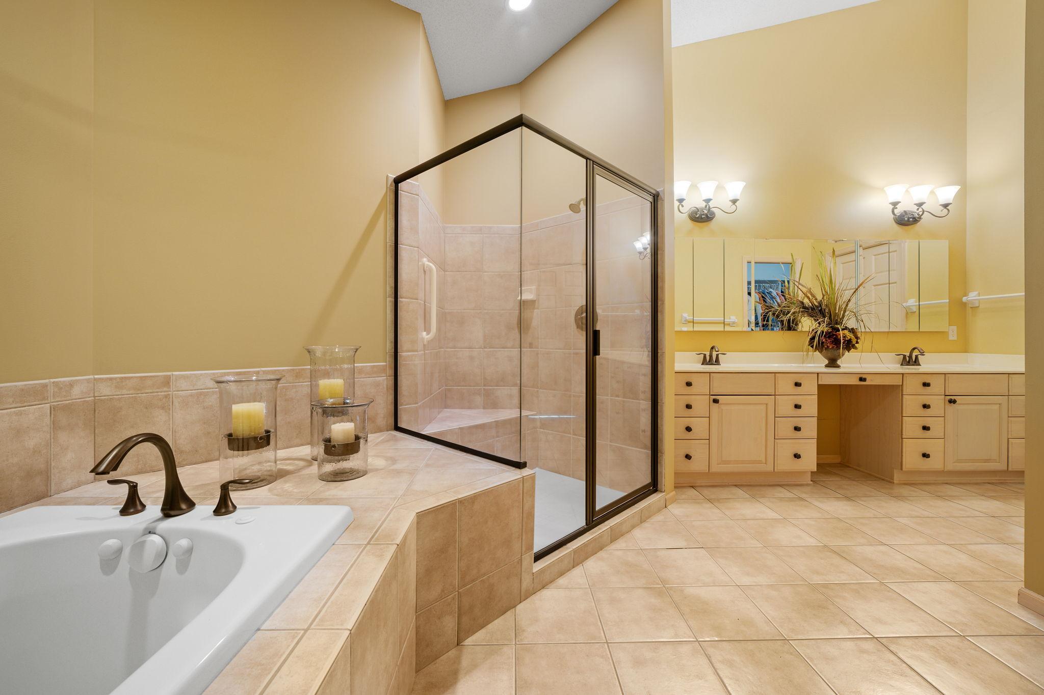 Wayzata, Minnesota, 55391, United States, 4 Bedrooms Bedrooms, ,3 BathroomsBathrooms,Residential,Active,2034253