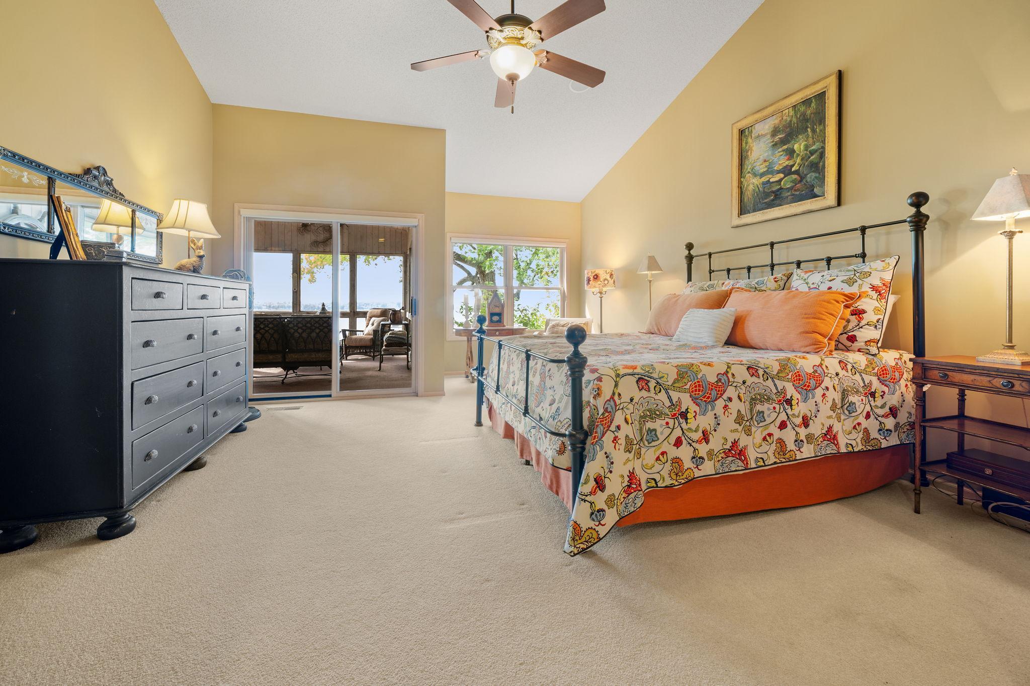 Wayzata, Minnesota, 55391, United States, 4 Bedrooms Bedrooms, ,3 BathroomsBathrooms,Residential,Active,2034253