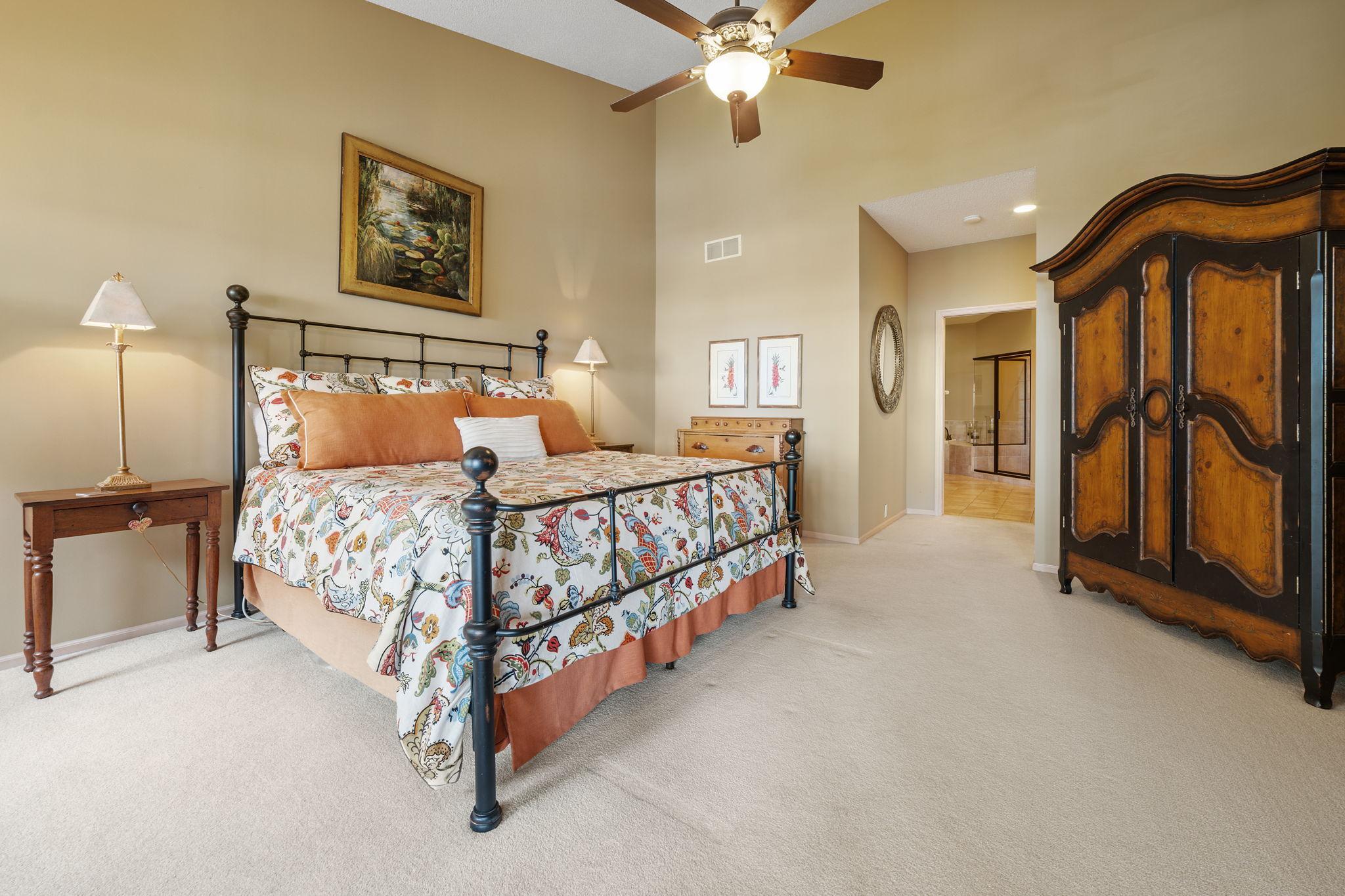 Wayzata, Minnesota, 55391, United States, 4 Bedrooms Bedrooms, ,3 BathroomsBathrooms,Residential,Active,2034253