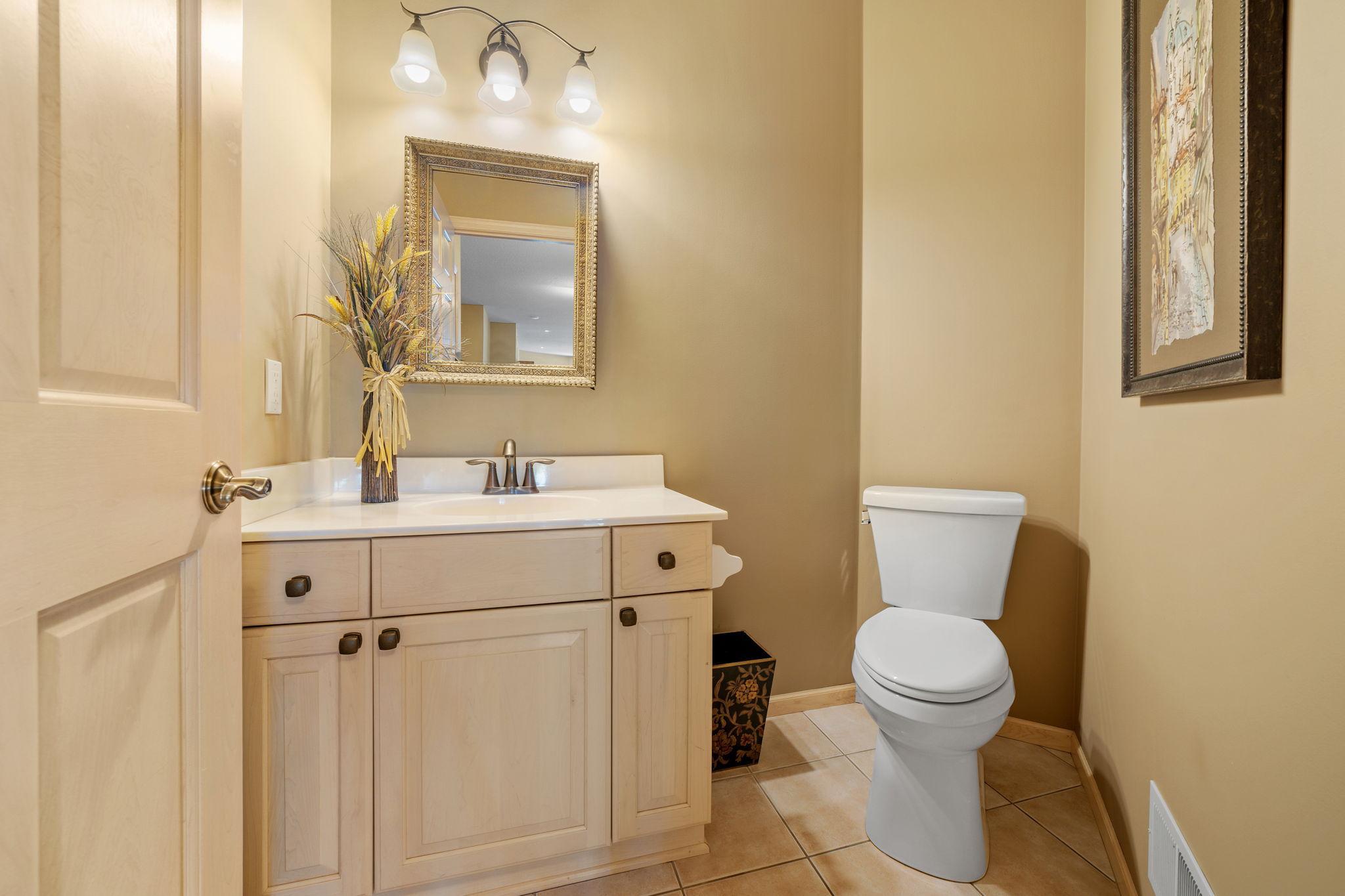 Wayzata, Minnesota, 55391, United States, 4 Bedrooms Bedrooms, ,3 BathroomsBathrooms,Residential,Active,2034253