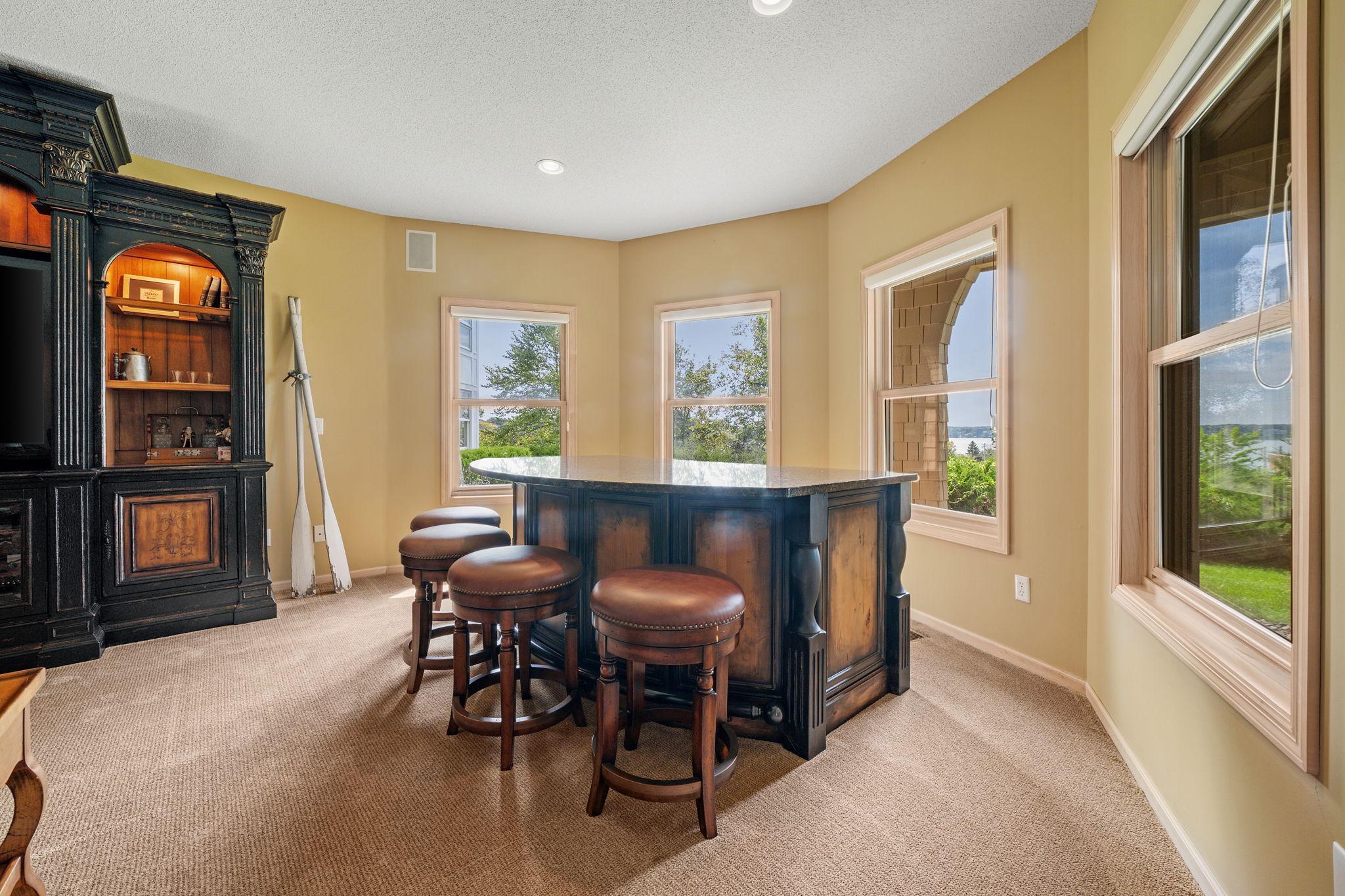 Wayzata, Minnesota, 55391, United States, 4 Bedrooms Bedrooms, ,3 BathroomsBathrooms,Residential,Active,2034253