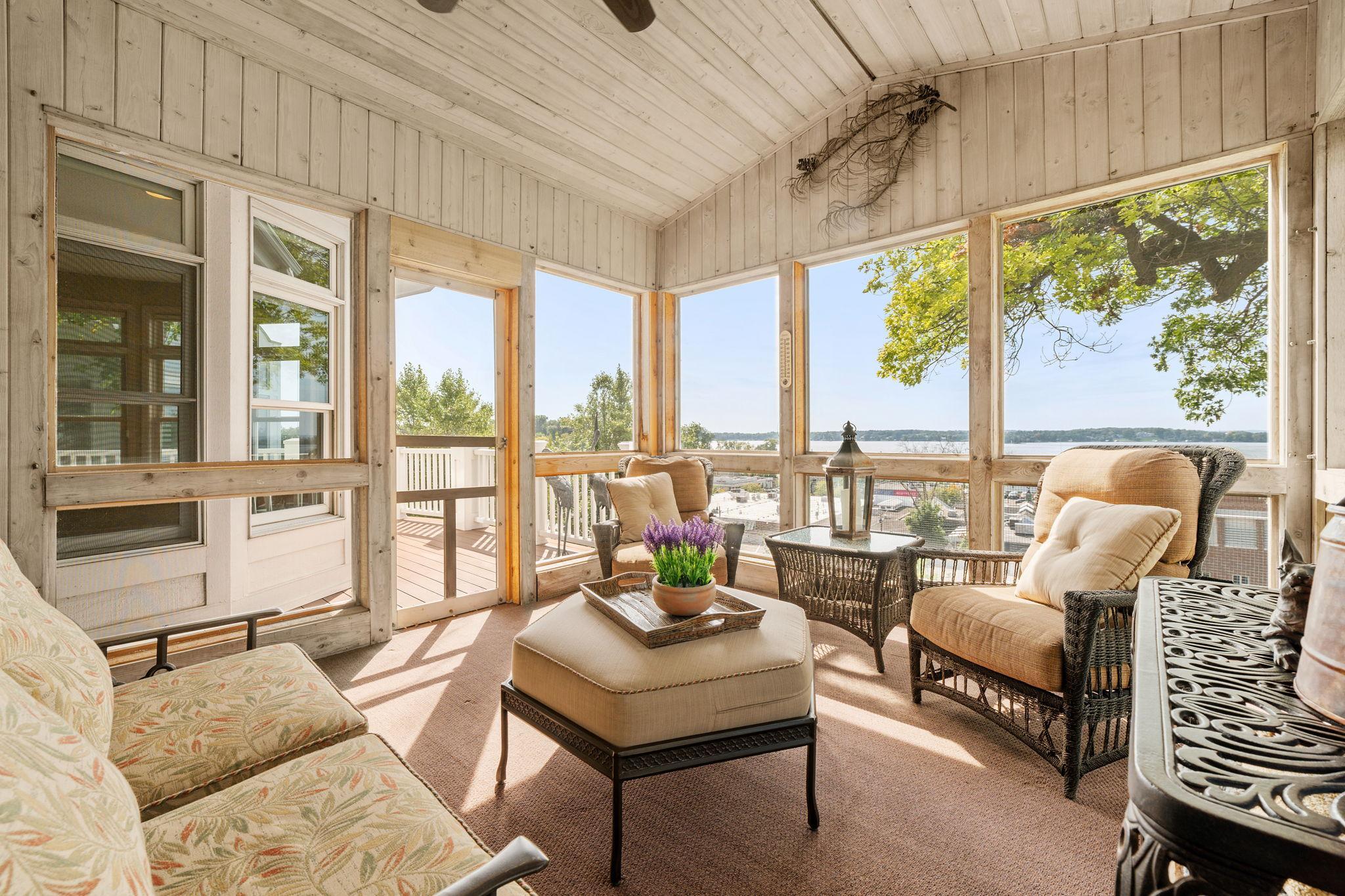 Wayzata, Minnesota, 55391, United States, 4 Bedrooms Bedrooms, ,3 BathroomsBathrooms,Residential,Active,2034253