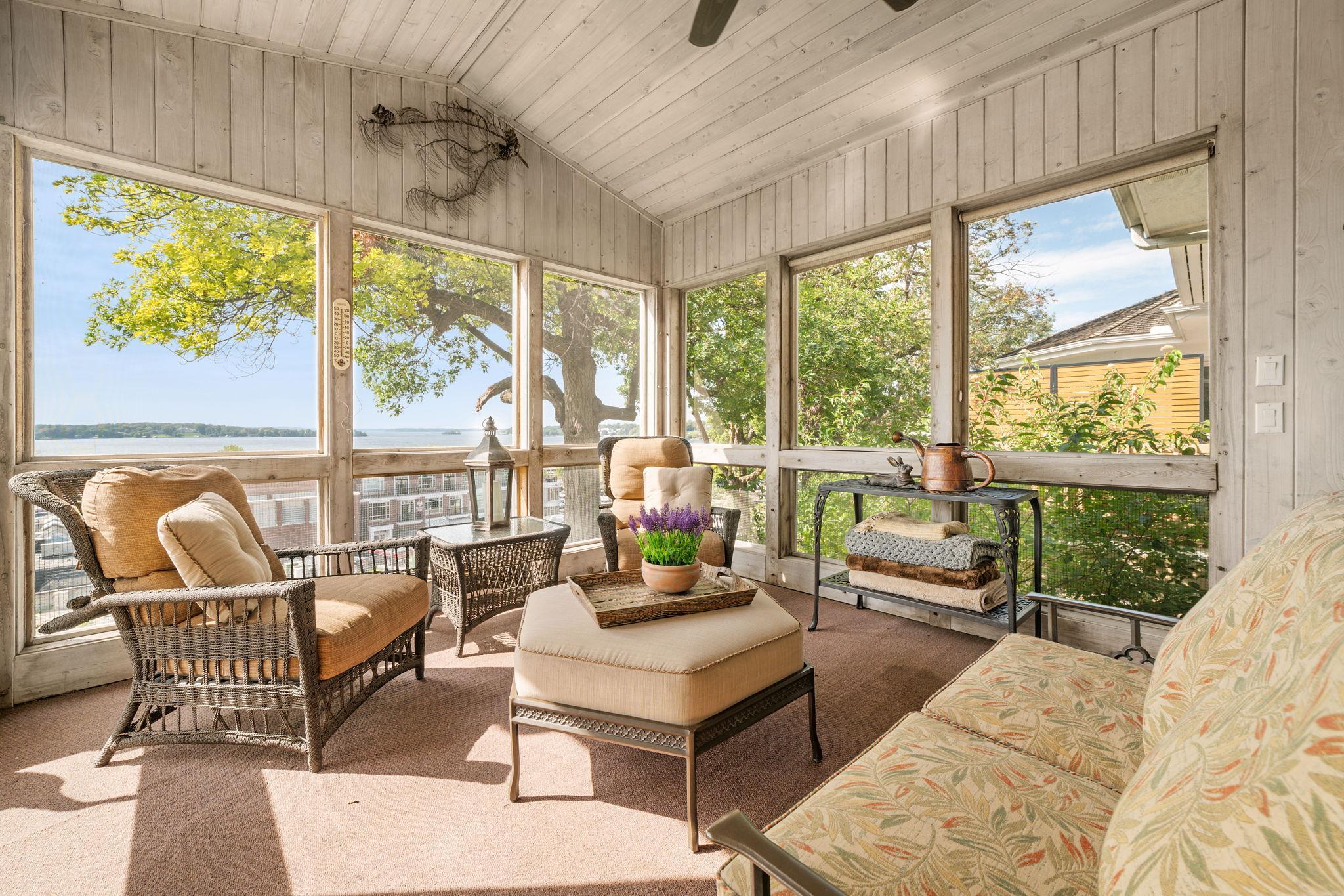 Wayzata, Minnesota, 55391, United States, 4 Bedrooms Bedrooms, ,3 BathroomsBathrooms,Residential,Active,2034253