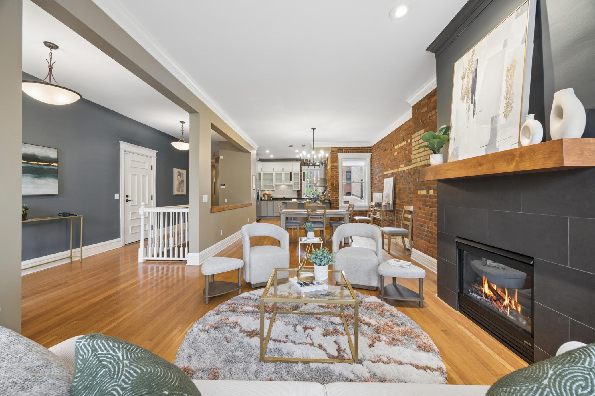 672 Summit Avenue 102