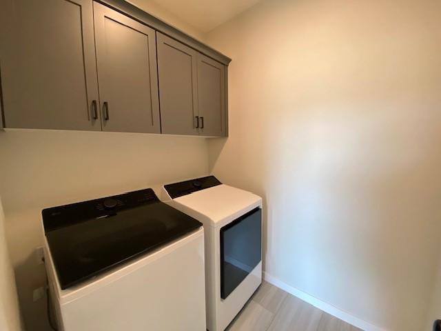 14703 Kingsview Lane N