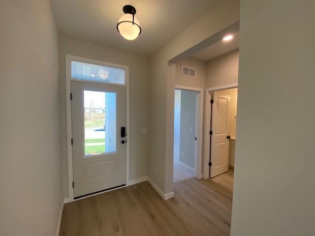 14703 Kingsview Lane N