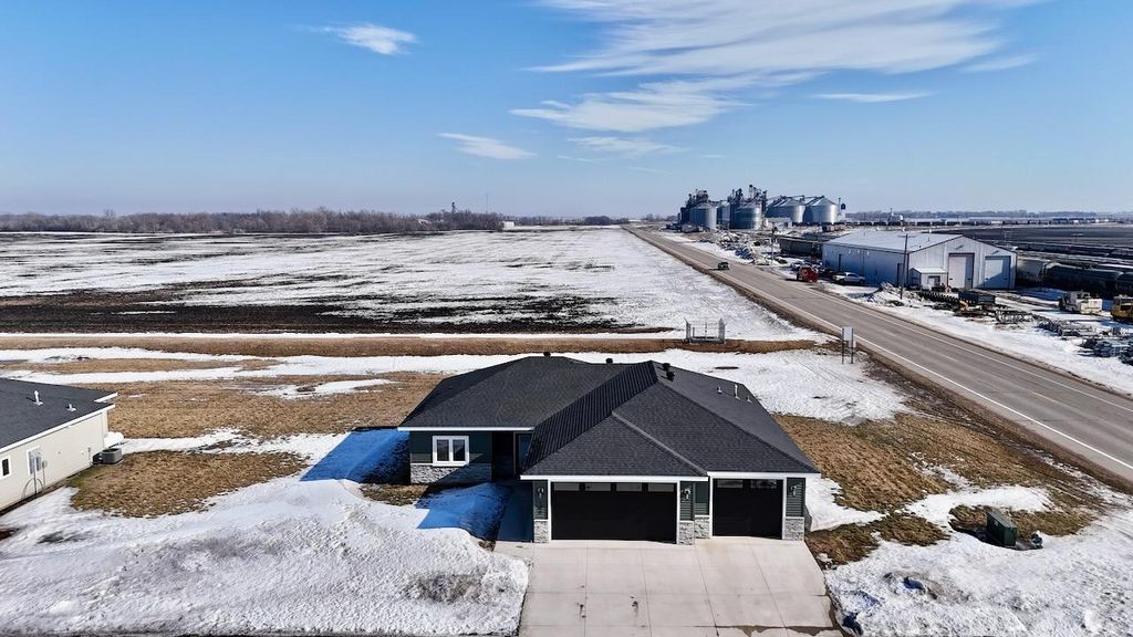 Photo of 102 16th Street N, Breckenridge, MN 56520 (MLS # 7021149)