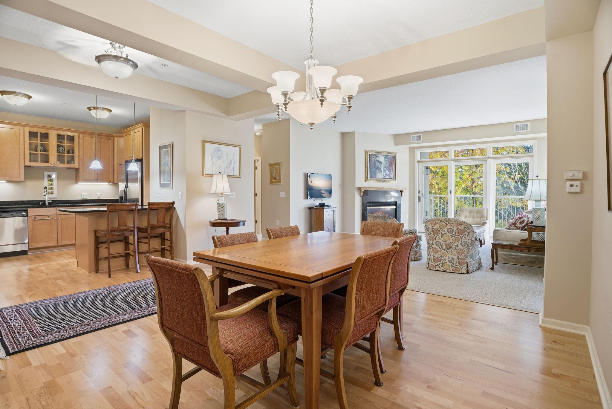 5250 Grandview Square 2311