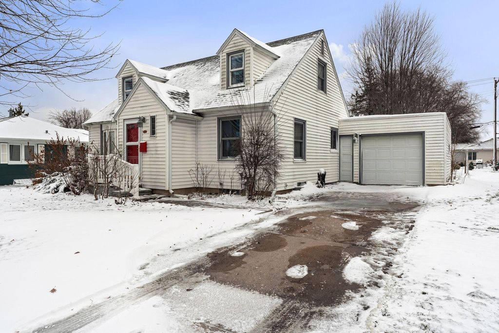 Photo of 719 Truman Avenue, Owatonna, MN 55060 (MLS # 6822534)